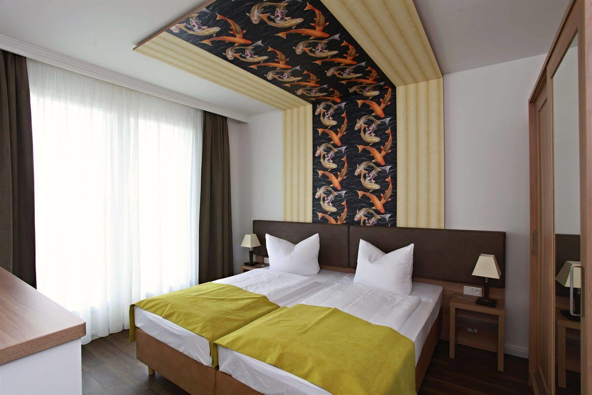 Hotel Warnow ロストック エクステリア 写真